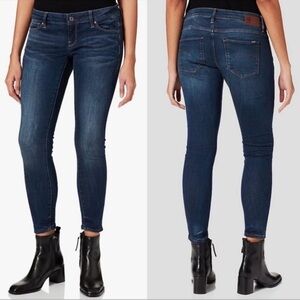 G Star Raw Denim 3301 Skinny
Deconstructed Jeans